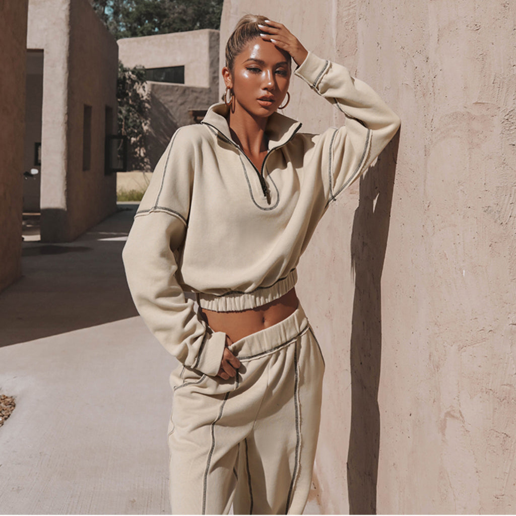 UrbanFlex™ Turtleneck Zipper Sweatshirt & Straight Leg Pants Set — Cozy, Chic & Effortless