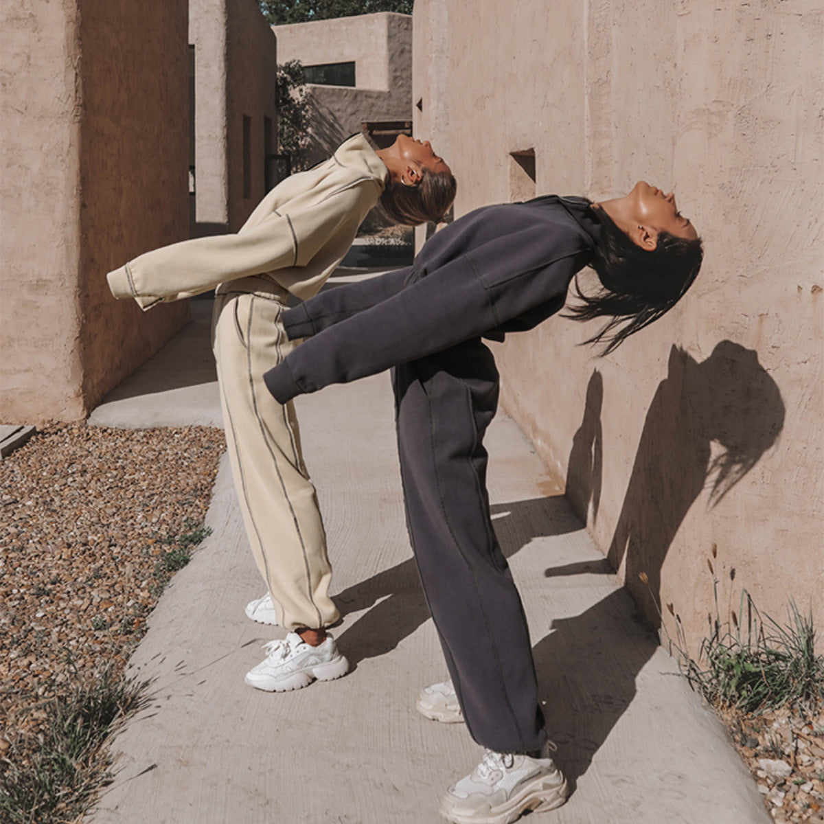 UrbanFlex™ Turtleneck Zipper Sweatshirt & Straight Leg Pants Set — Cozy, Chic & Effortless